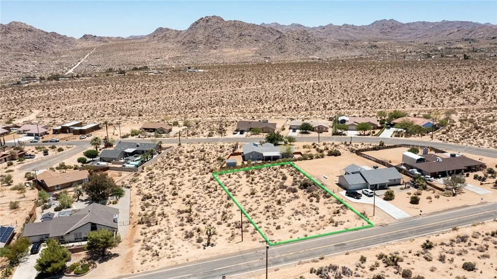 Photo of 7800 Sunset