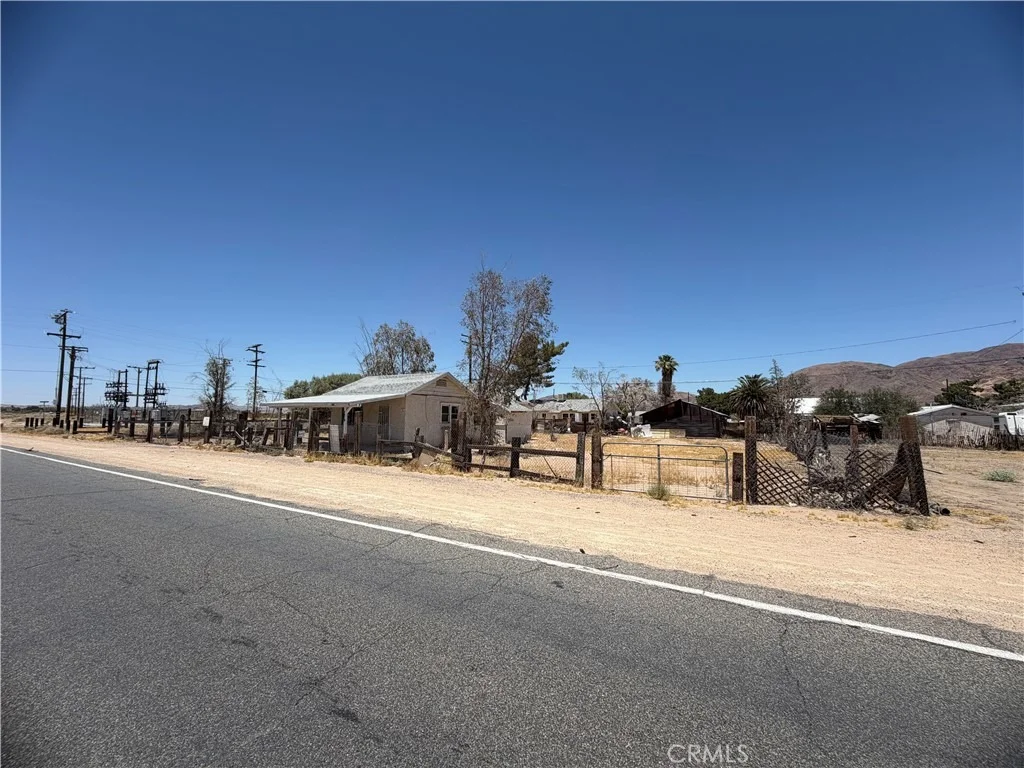 Photo of 567 W Yermo