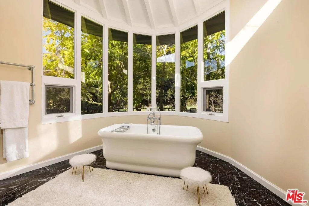 Photo of 275 La Casa Grande Circle