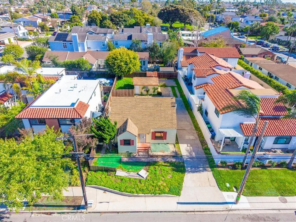 Photo of 1586 Orange