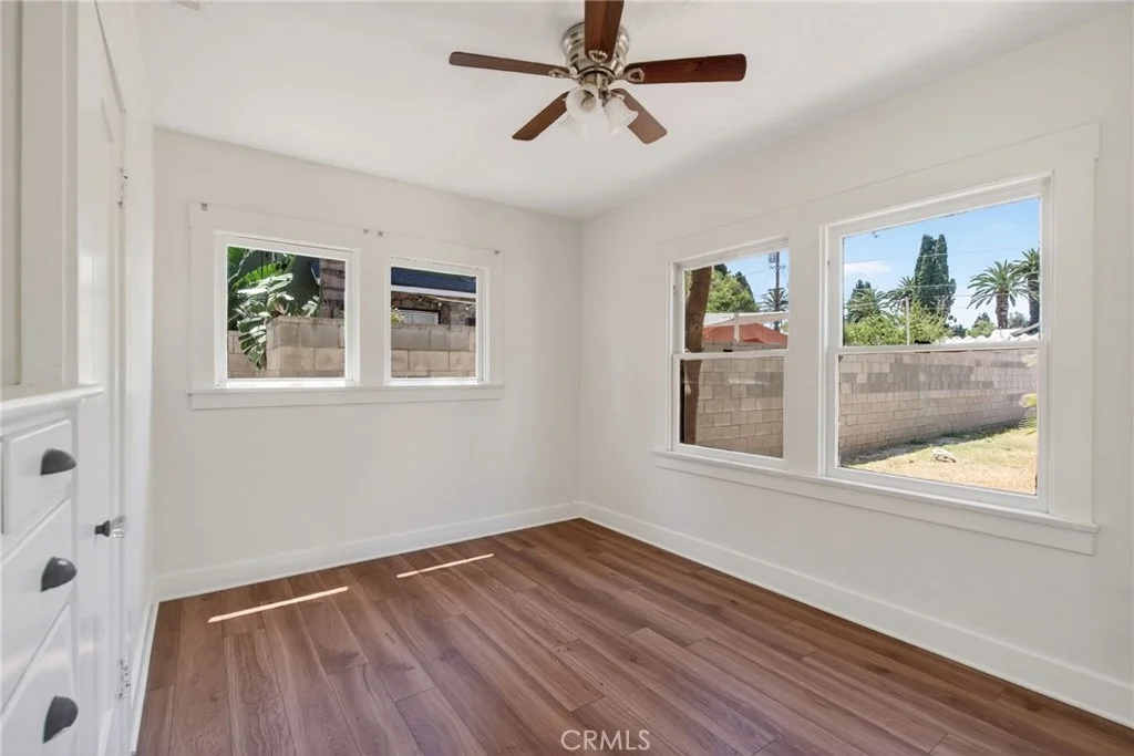 Photo of 3956 Beechwood