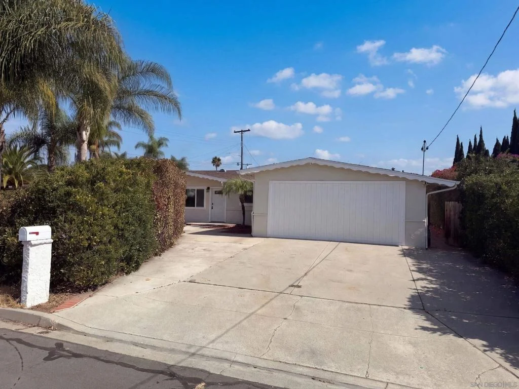 Photo of 3924 Grandon