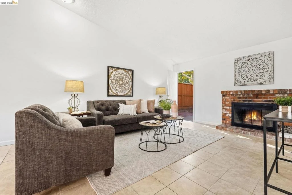 Photo of 2412 Sequoia Dr