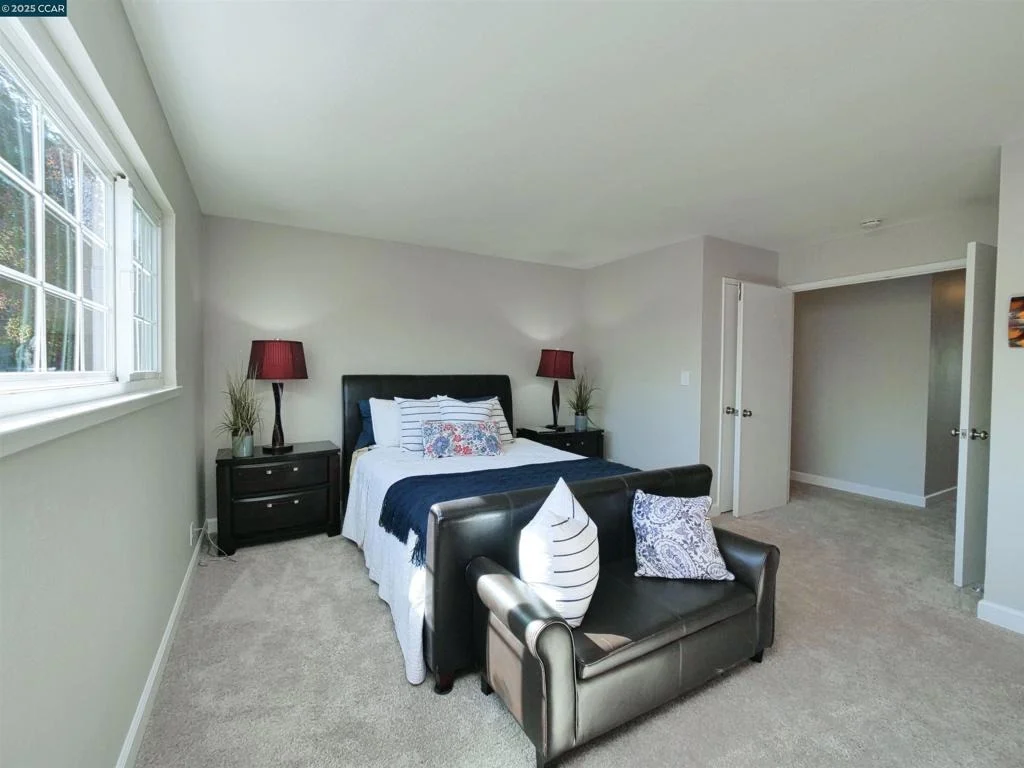 Photo of 4044 Cowell Road