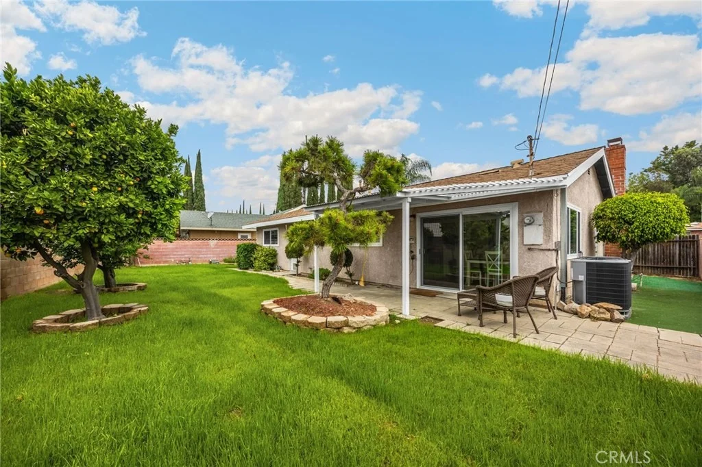 Photo of 978 Orangewood Drive
