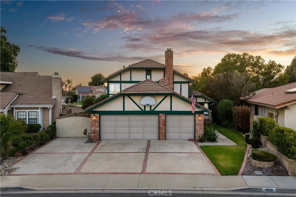 Photo of 1460 Via Corona