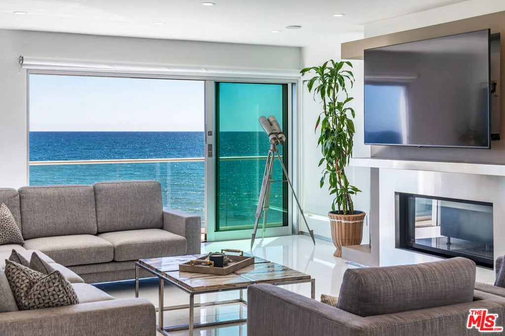 Photo of 26050 Pacific Coast Highway