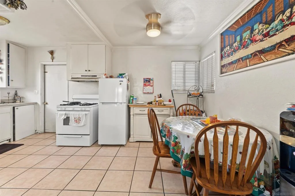 Photo of 3949 Grandon