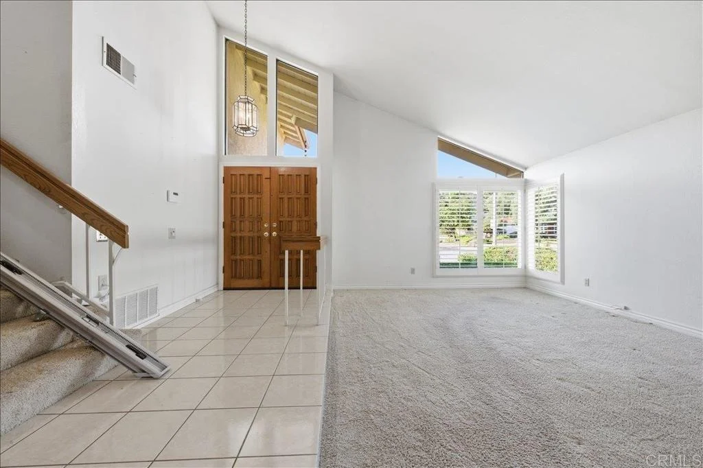 Photo of 1066 Surrey Drive