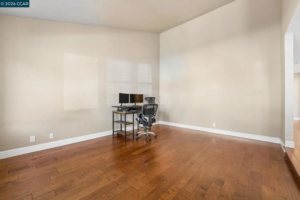 Photo of 4475 Barberry