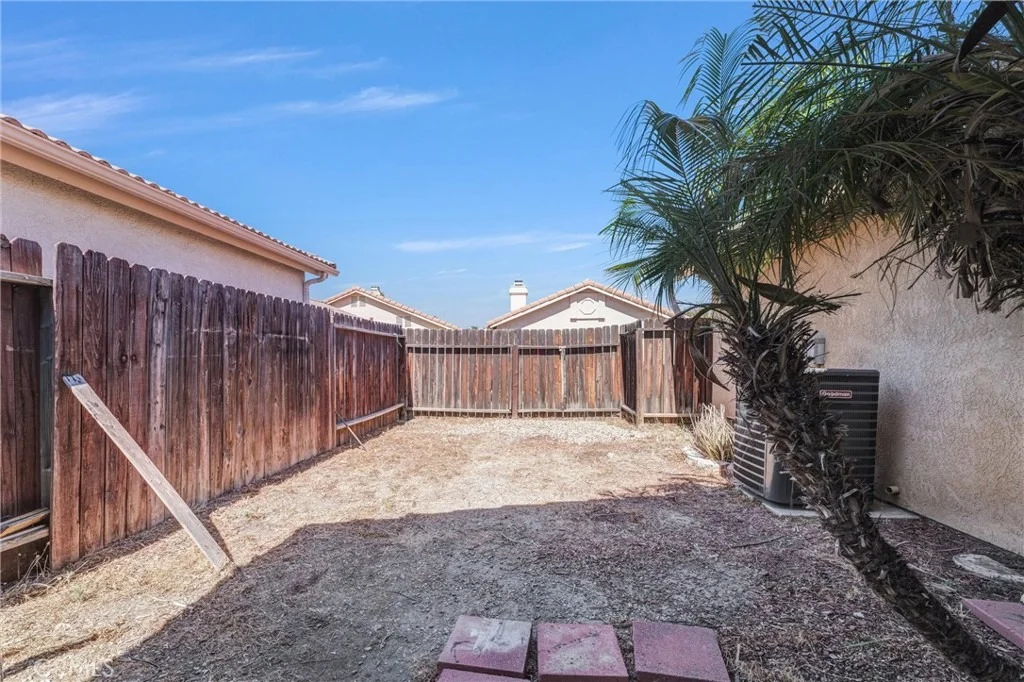Photo of 811 Alondra Drive