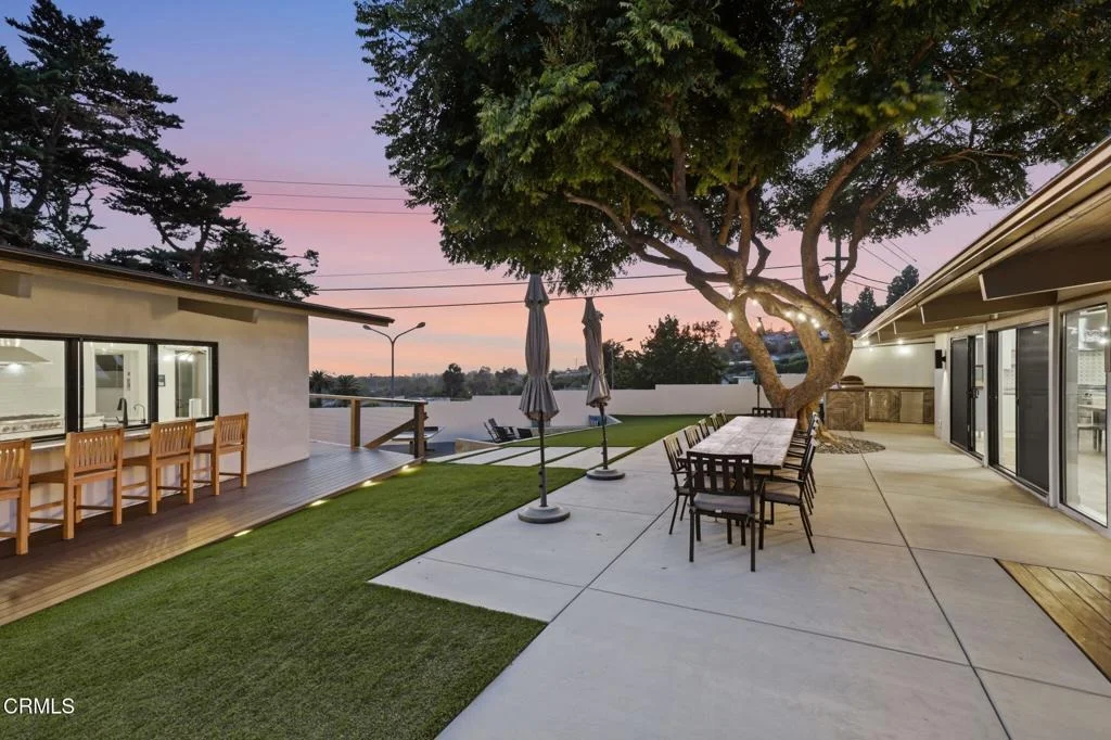 Photo of 3310 Foothill Road