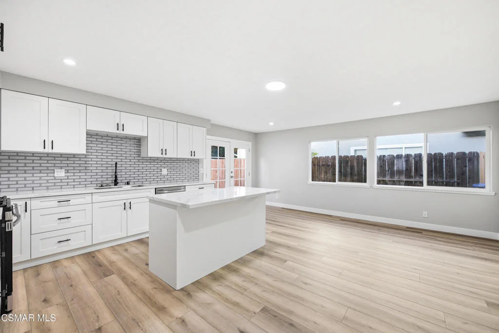 Photo of 3497 Delilah Street
