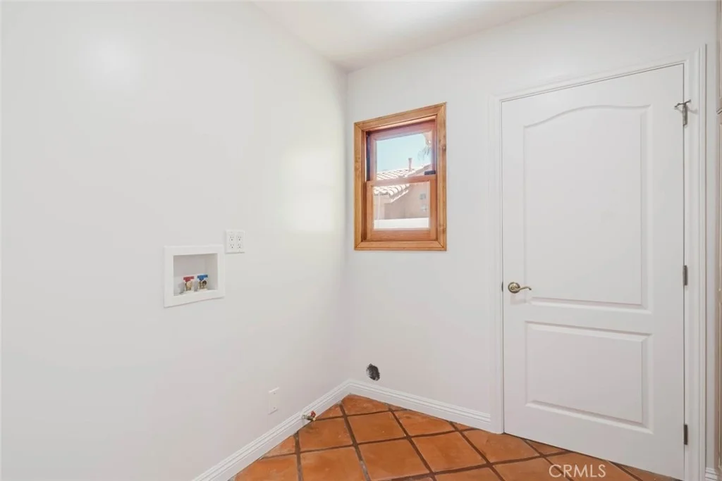 Photo of 17827 Roscoe Boulevard