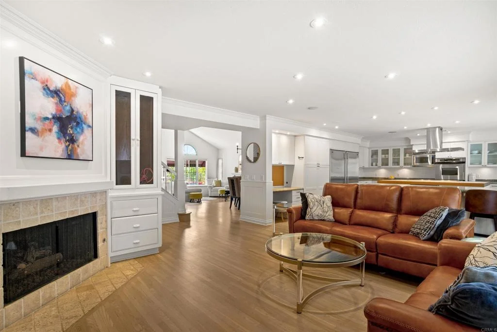 Photo of 3533 Calle Gavanzo