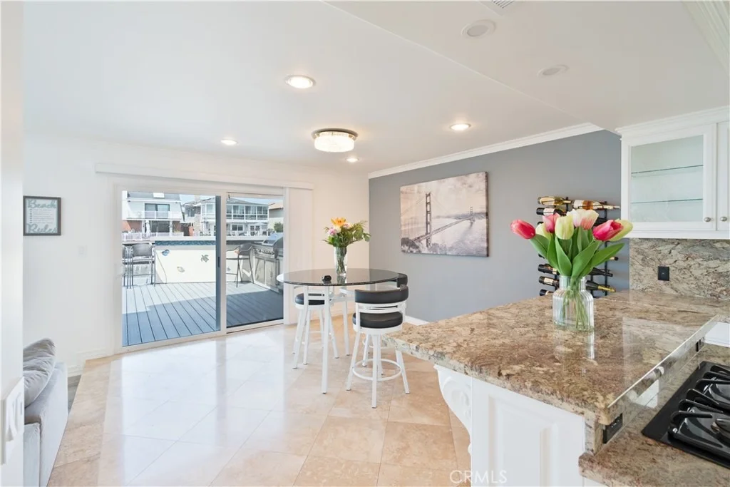 Photo of 2355 Peninsula