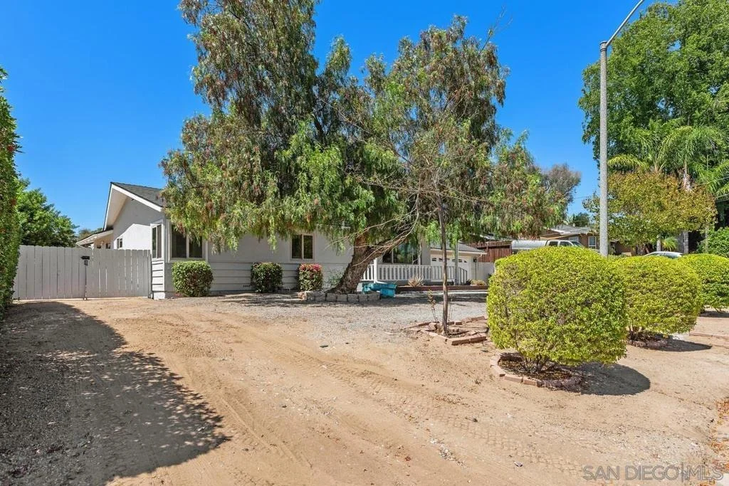 Photo of 2738 Oak Hill Dr