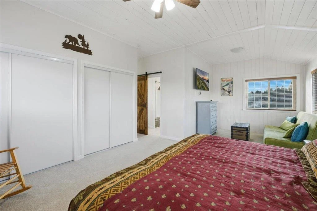 Photo of 913 Mount Doble Drive