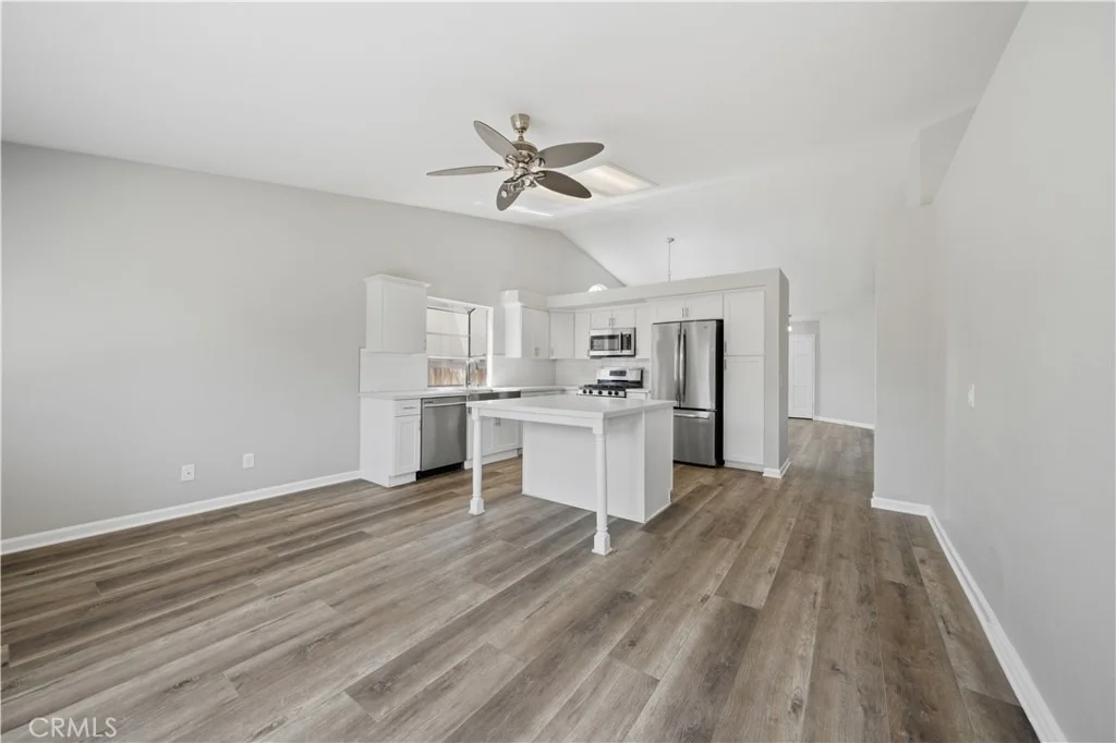 Photo of 24428 Oakridge Cir