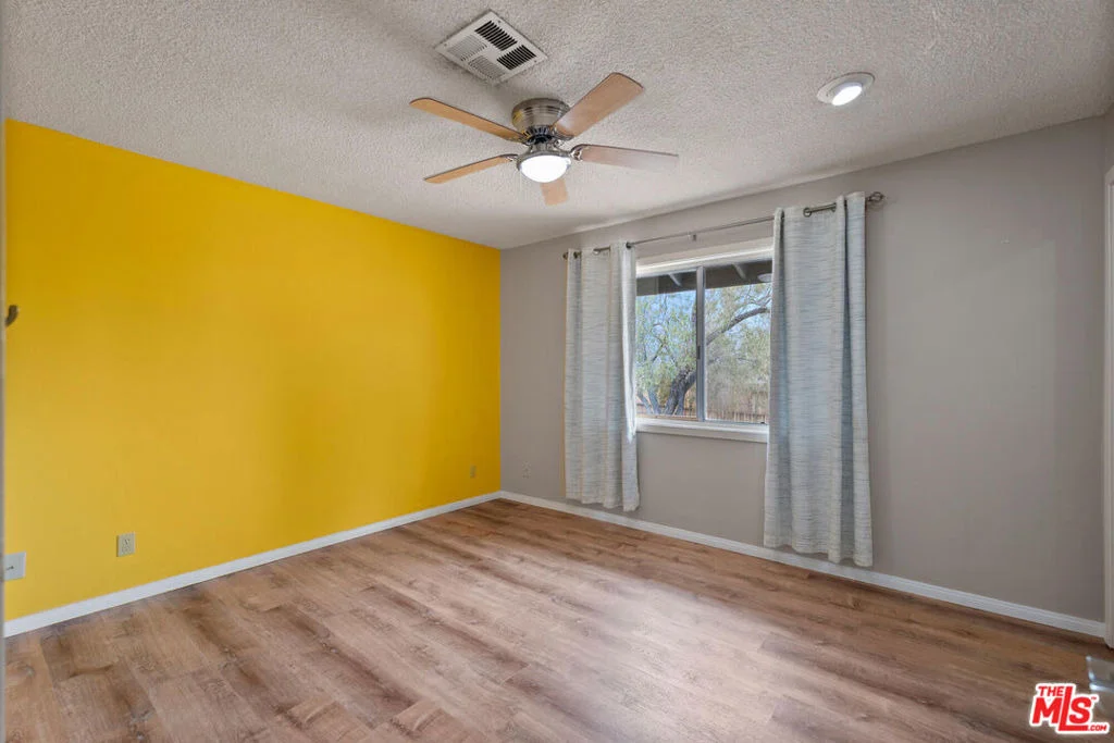 Photo of 56760 Ivanhoe Drive