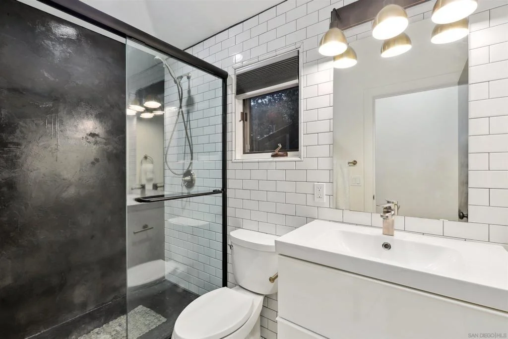 Photo of 4525 27 Conrad Drive