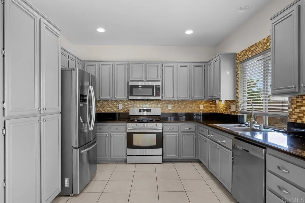 Photo of 1498 Ewing Drive