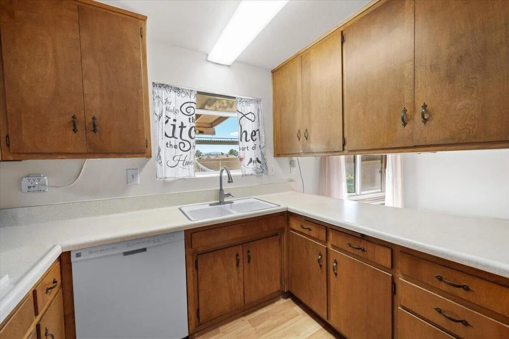 Photo of 14151 Hopi Road