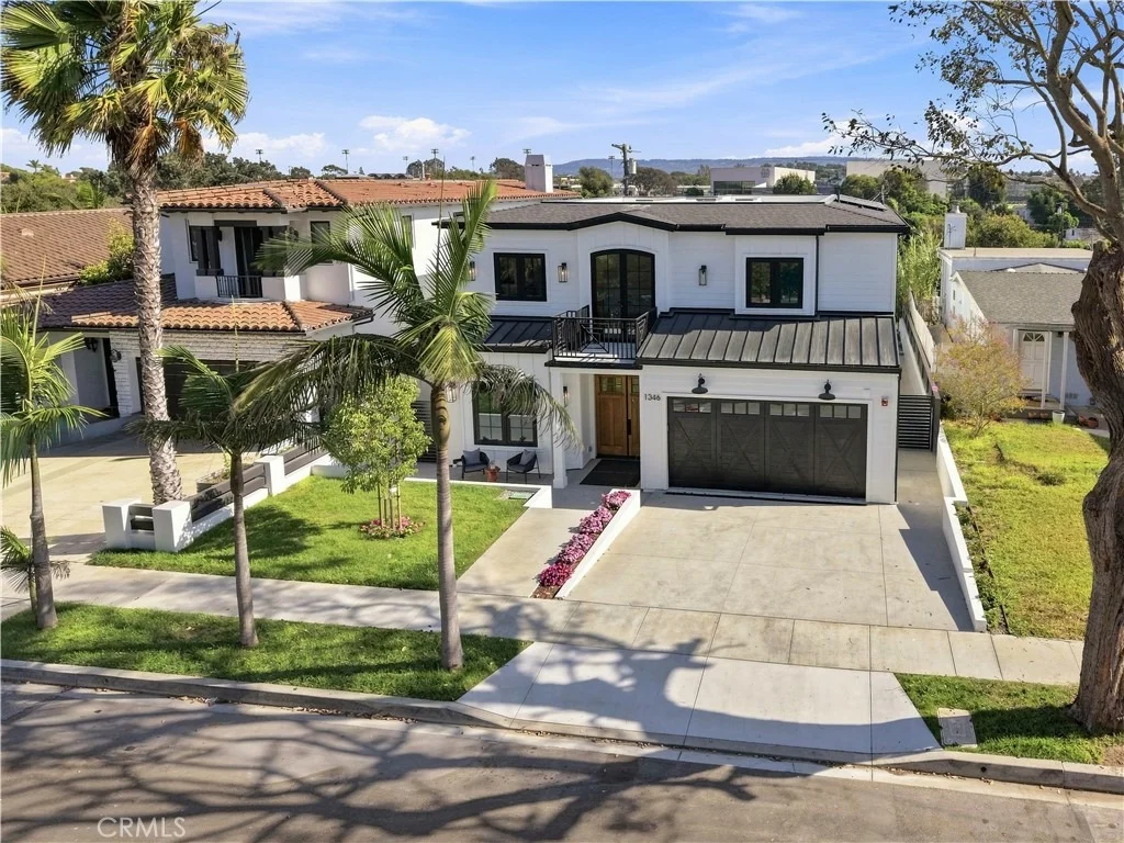 Photo of 1346 Gates Ave.