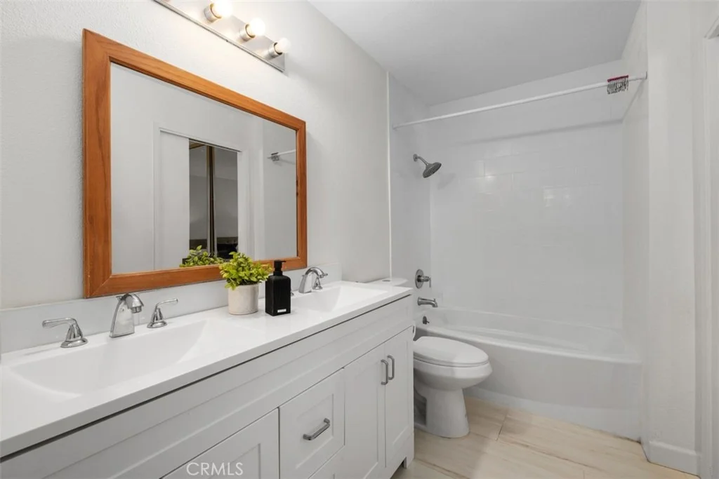 Photo of 324 Tangelo