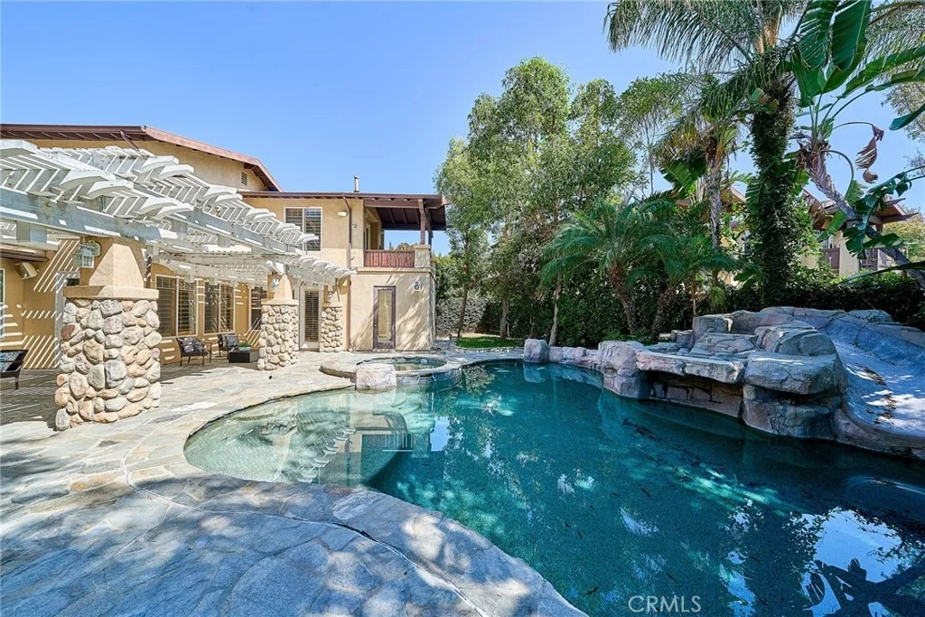 Photo of 32 Canyonwood