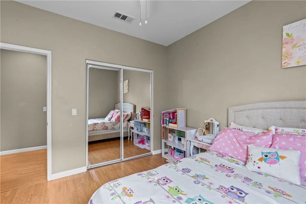 Photo of 39926 Meadowcrest Way