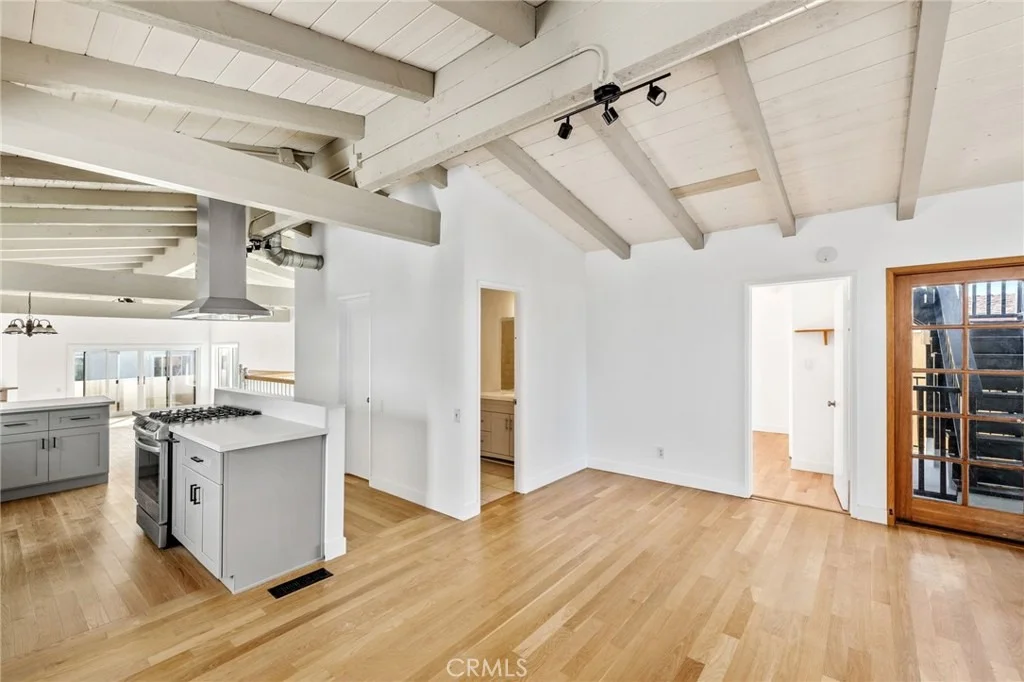 Photo of 959 2nd