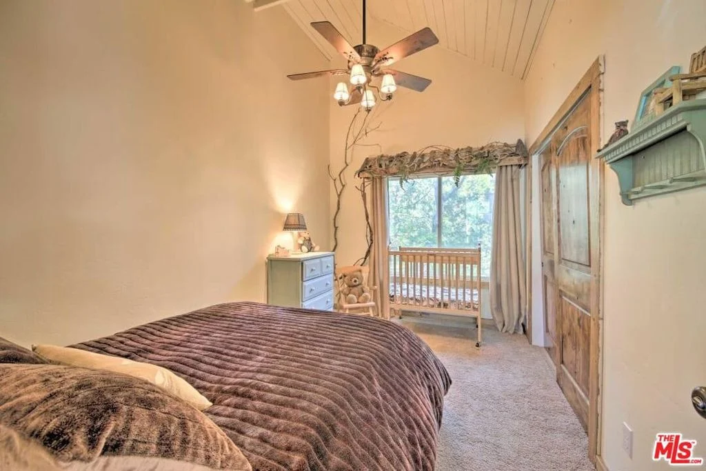 Photo of 888 Grass Valley Road
