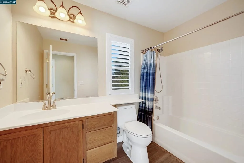 Photo of 738 Marsh Pl