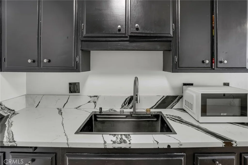 Photo of Unit 607 at 375 Atlantic Avenue