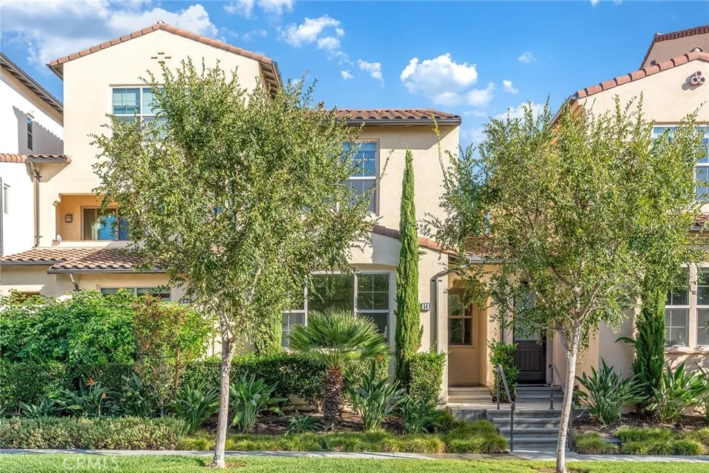 Photo of 56 Bay Laurel