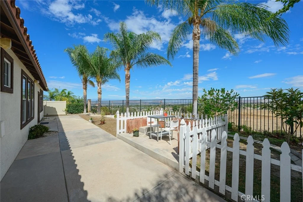 Photo of 3165 Forest View