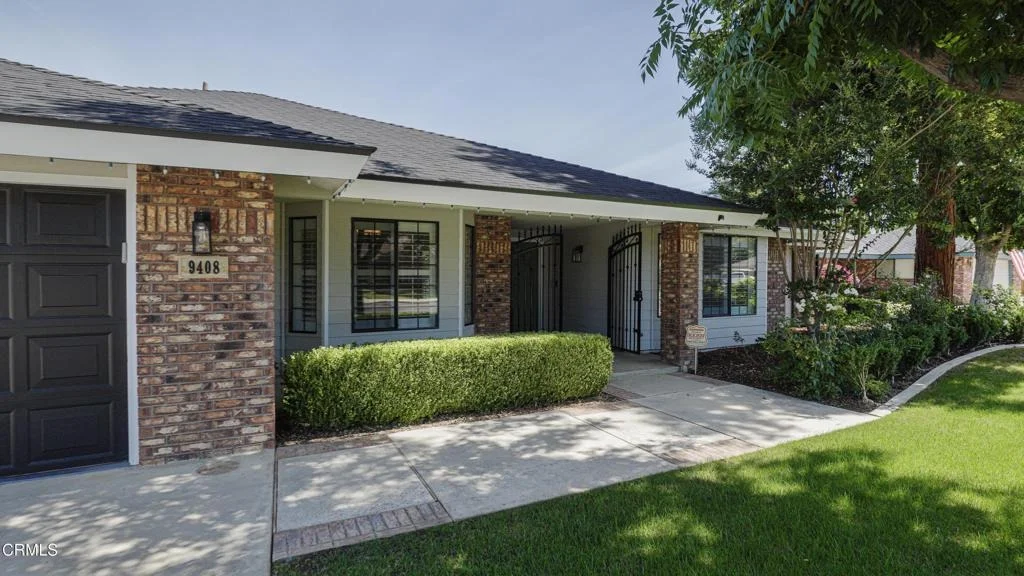 Photo of 9408 Meadow Leaf Court