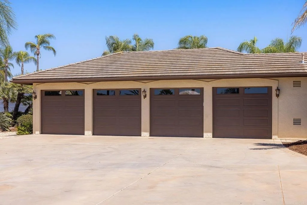 Photo of 1050 Ocean Vista Way