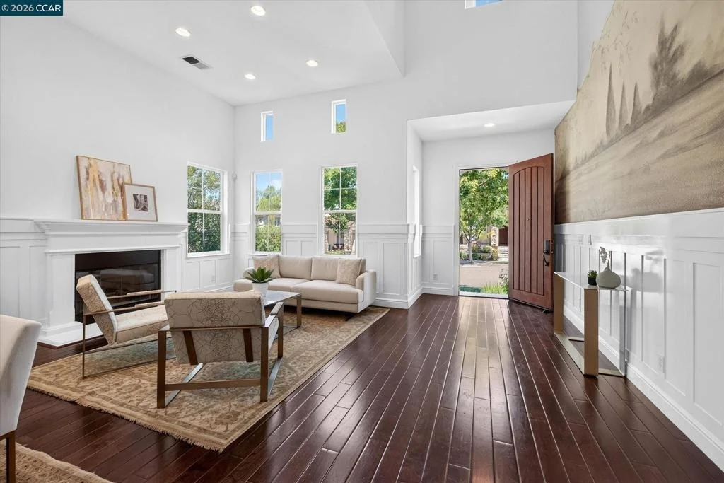 Photo of 3086 Hastings Way