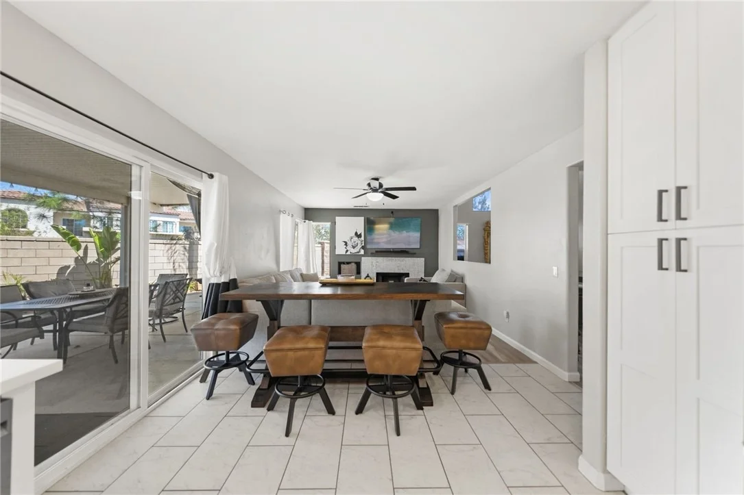 Photo of 26840 Redwood
