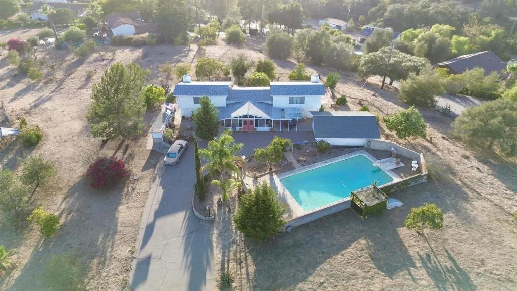 Photo of 1701 Acacia Lane