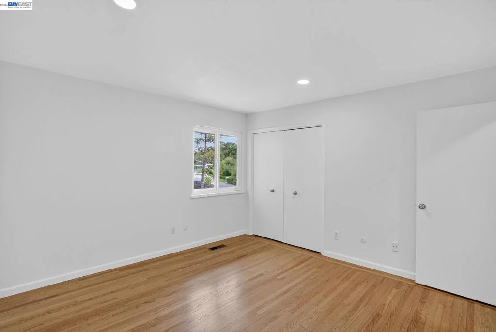 Photo of 350 Elysian Fields Dr