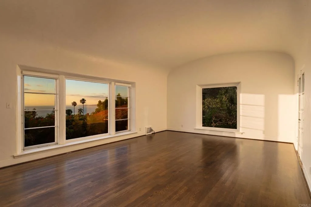 Photo of 1406 La Jolla Knoll