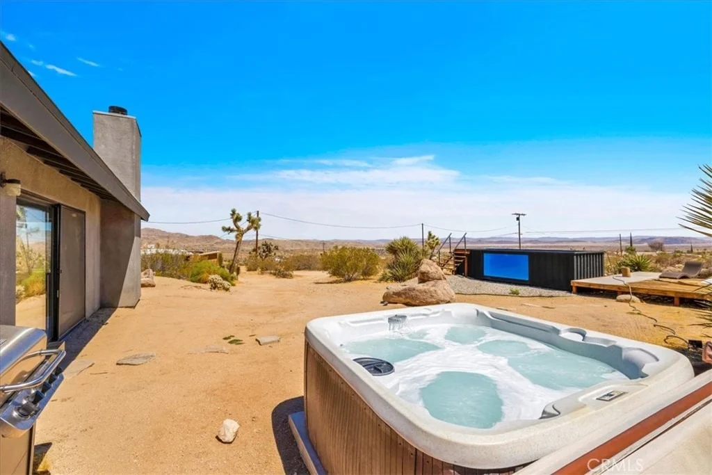 Photo of 7119 Saddleback Road