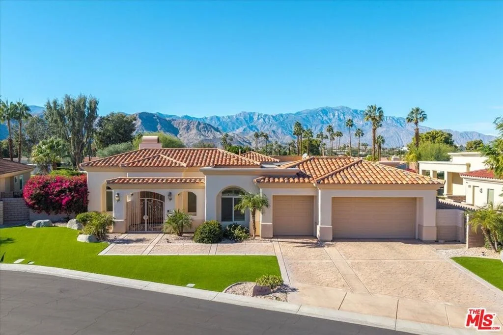 Photo of 6 Carrera Place