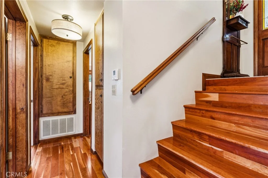 Photo of 892 Nadelhorn Drive