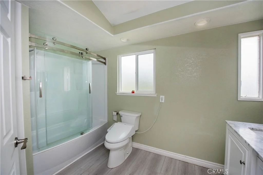 Photo of 17631 Cottrell