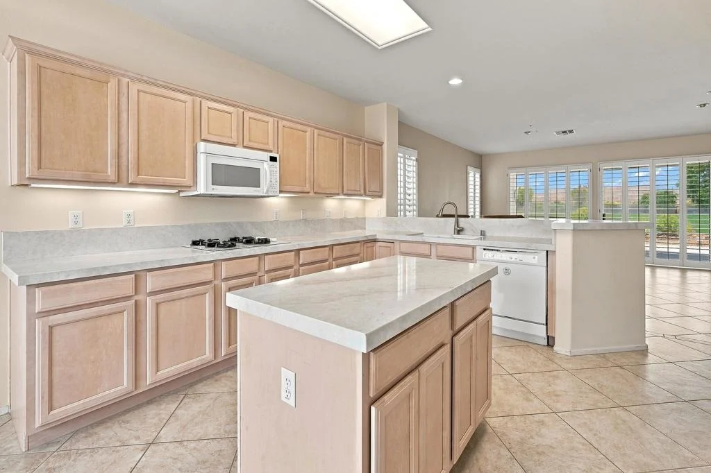 Photo of 78286 Hollister Drive