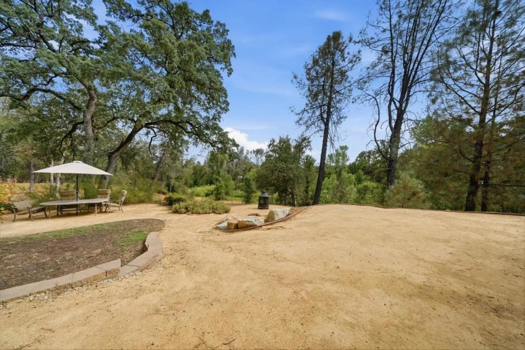 Photo of 19177 Hollow Lane